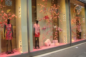 witryna sklepu w Paryżu